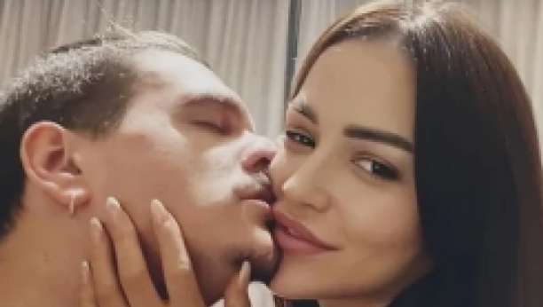 PJEVAČ OTVORIO DUŠU I PROGOVORIO O RASKIDU Isak priznao da ne može da preboli Aleksandru: "Svega mi je previše"