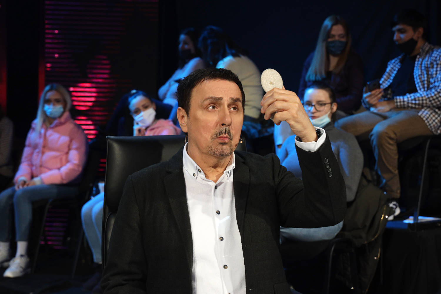 "OSVOJIĆU I TO TRŽIŠTE" Keba šokirao sve kada je otkrio na kom jeziku snima pjesmu