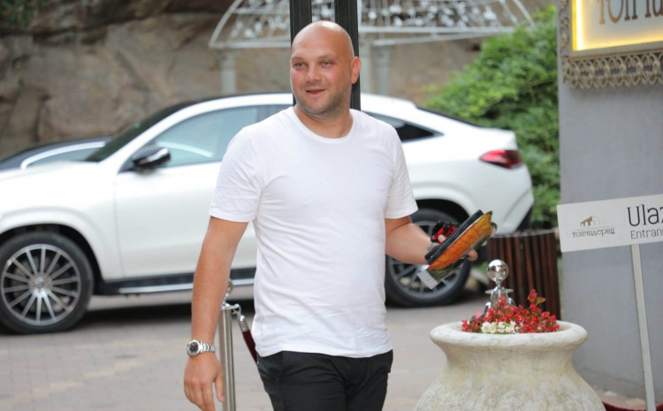 MIHAJLO POKAZAO BUDUĆU MLADU Ovo je ljepotica koja se udaje za Šabanovog sina (FOTO)