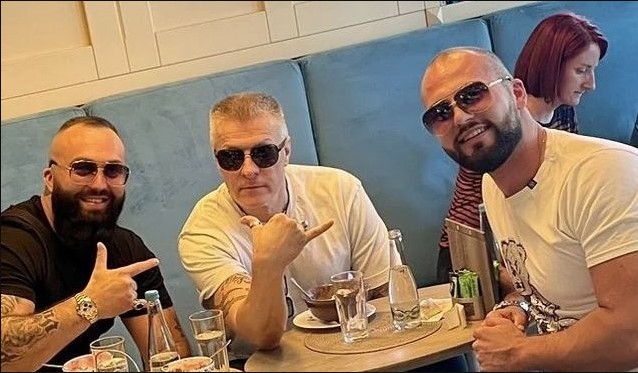 ĐORĐE DAVID SA BAJROVIĆIMA Svratio u Sarajevo, pogledajte sa koliko kugli sladoleda se skromno počastio (FOTO)