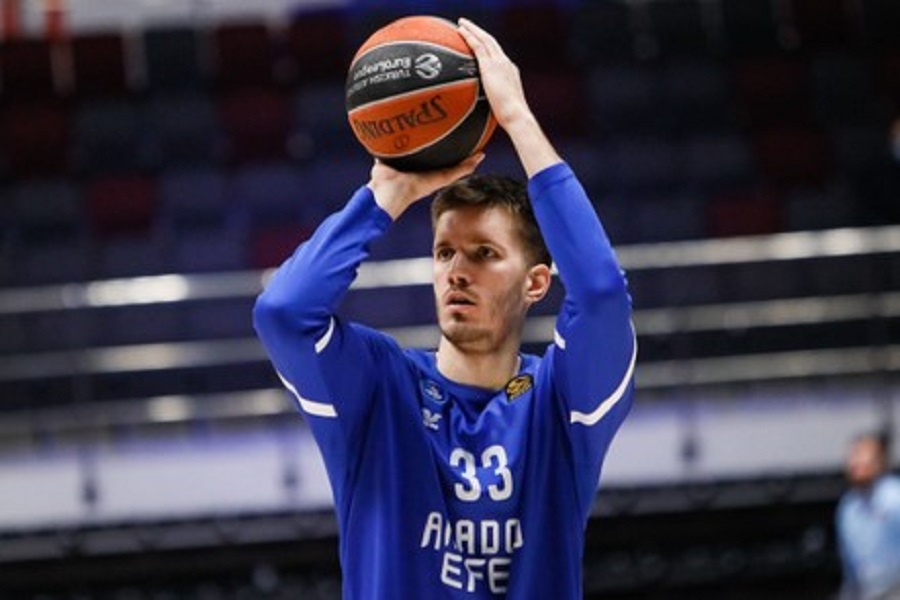 NIŠTA OD VEĆ VIĐENOG POJAČANJA Zvezda odustala od Filipa Petruševa?