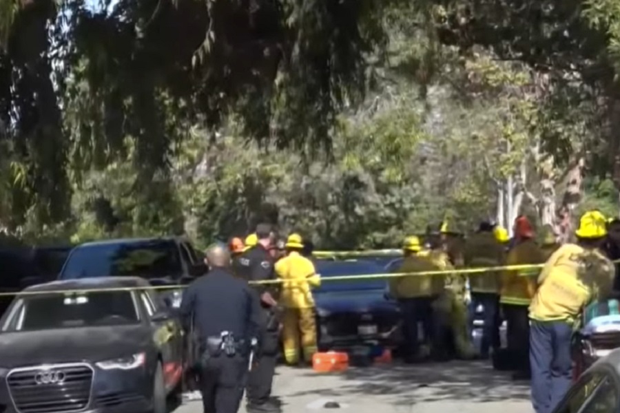 SAJAM AUTOMOBILA U SJENCI PUCNJAVE Nekoliko ljudi ranjeno uz najmanje dvoje mrtvih (VIDEO)