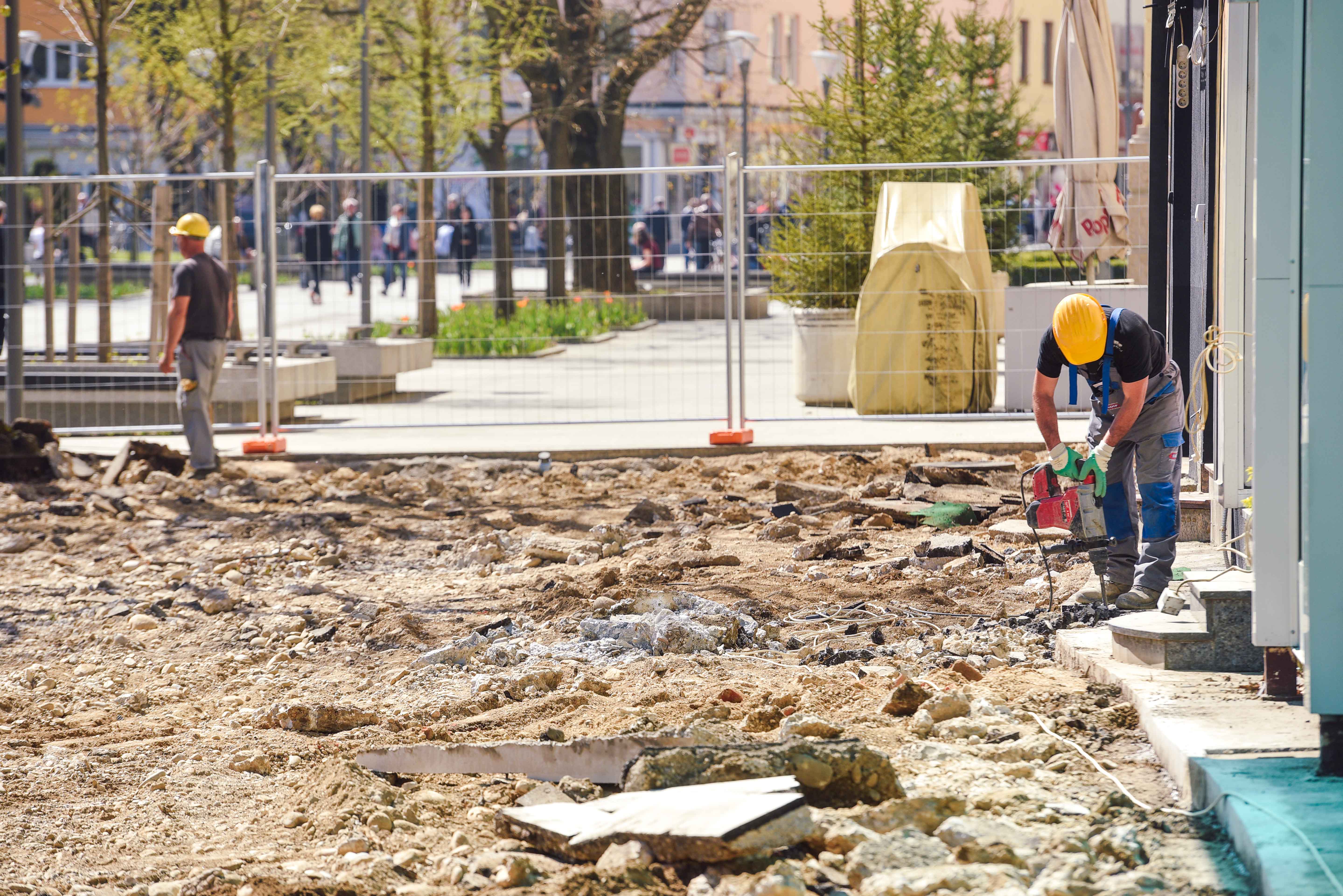 POZIV IZ GRADSKE UPRAVE: "Vlasnici ugostiteljskih lokala u parkiću da se prijave za dodjelu subvencija"