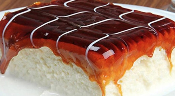 POSLASTICA KOJA JE SVE OBORILA S NOGU Tri leće, kolač za kojim Balkan ludi