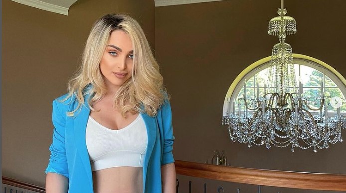 MAJA BEROVIĆ IMA VELIKI ZDRAVSTVENI PROBLEM Pjevačica zabrinula fanove, otkazani svi nastupi