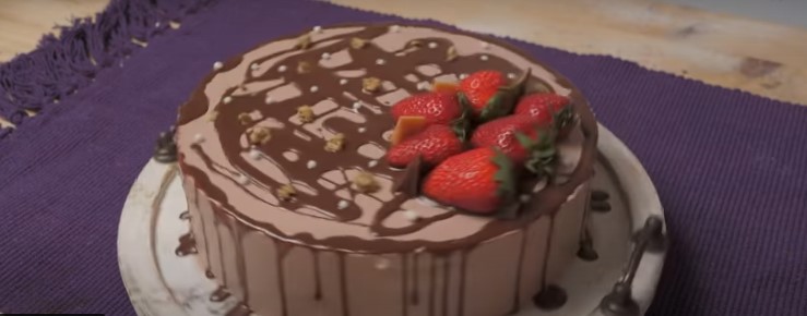 NAJLJEPŠA ČOKOLADNA TORTA Kremasti užitak za nepce, Kremisimo će vam poslasti najdraža poslastica