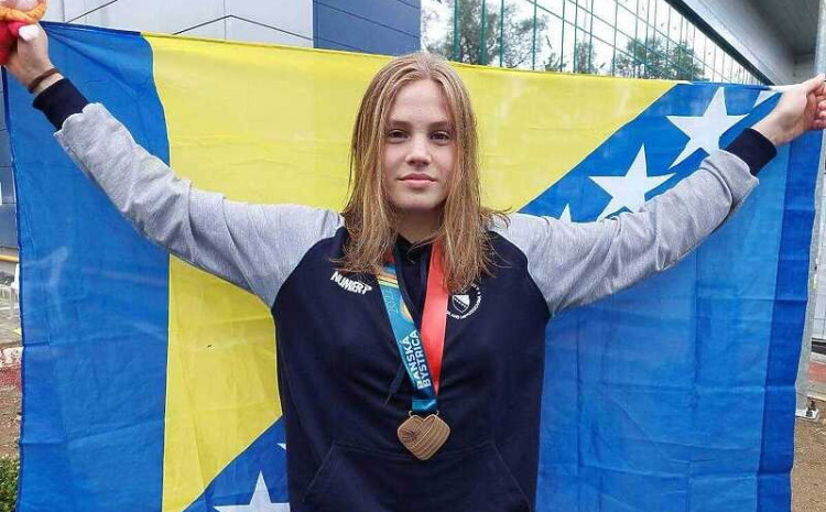SENIORSKI REKORD Iman Avdić osvojila prvu medalju za BiH na EYOF-u