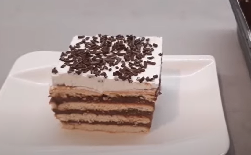 KEKS TORTA PREKRIVENA ČOKOLADOM Uspijeva svakom, a brzo se i pravi!