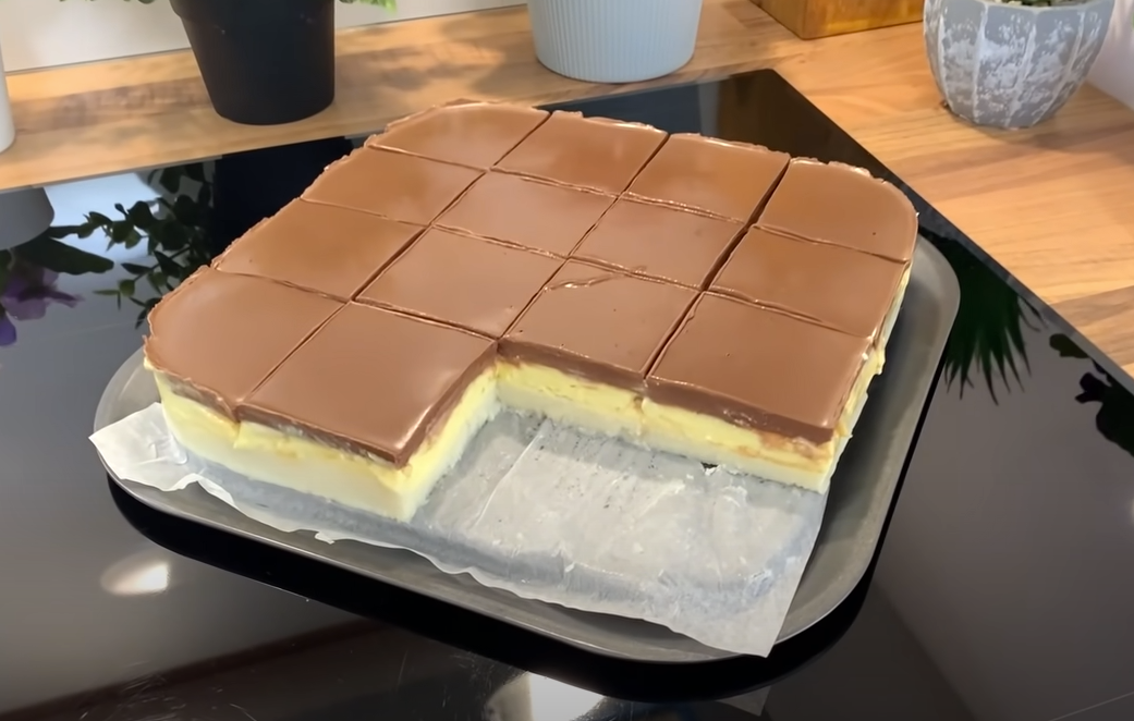 SAVRŠENA LJETNA POSLASTICA Brzo se sprema, kremasta je i ukusna