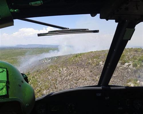 VATRENU STIHIJU GASE DANIMA Helikopteri OS BiH obuzdavaju požare u Hercegovini