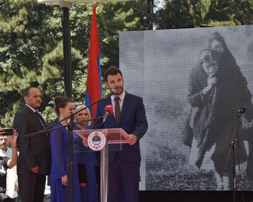 JAVOR NA MRAKOVICI I danas nas grije sunce slobode koju su izborili naši preci