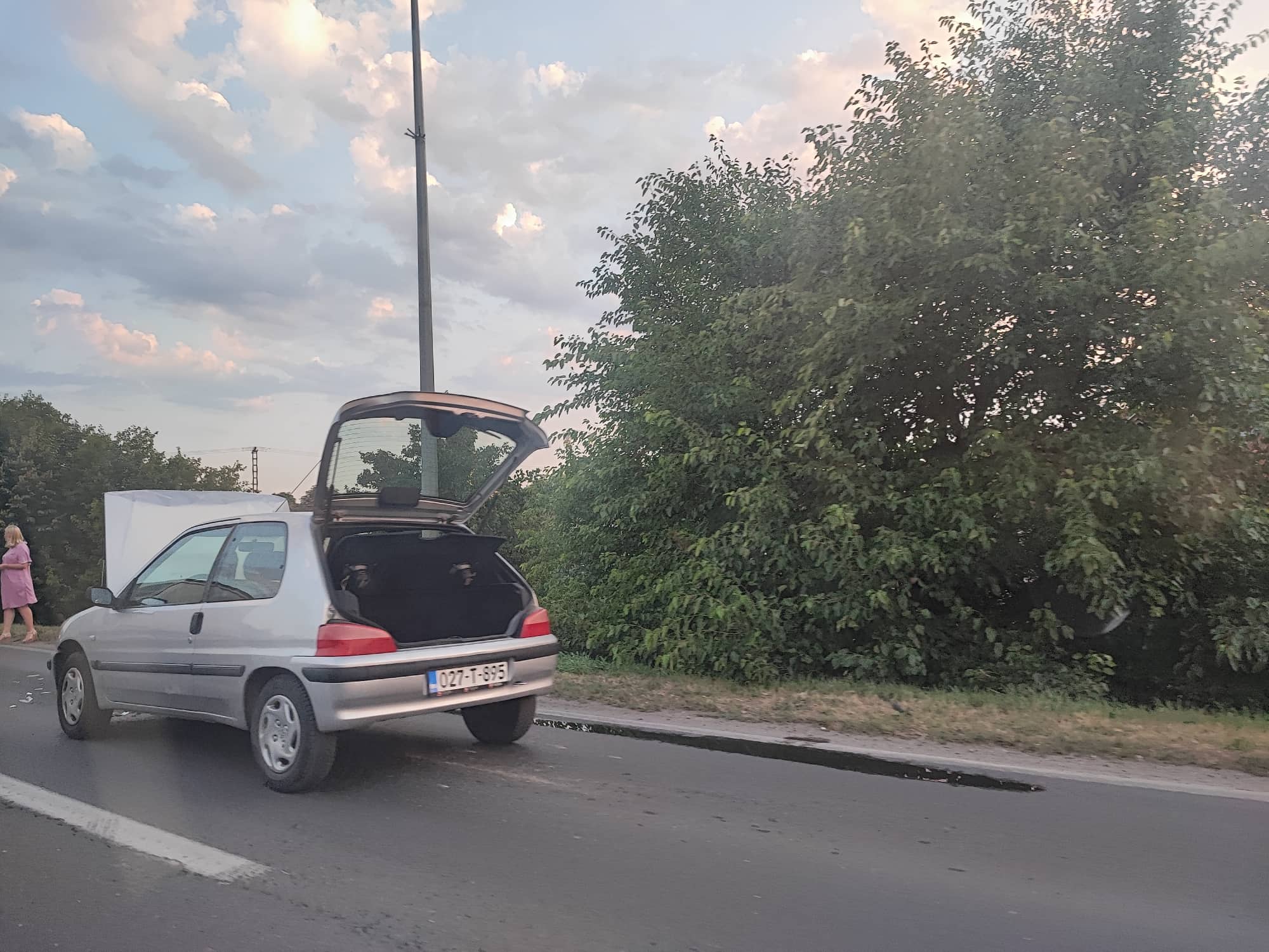 VOZAČI OPREZ Saobraćajna nezgoda na zapadnom tranzitu u Banjaluci (FOTO)