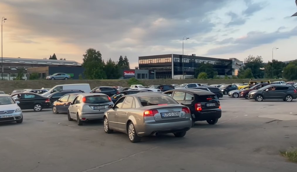 SARAJLIJAMA DOŠLO DO GUŠE Održani protesti zbog divljanja cijena goriva