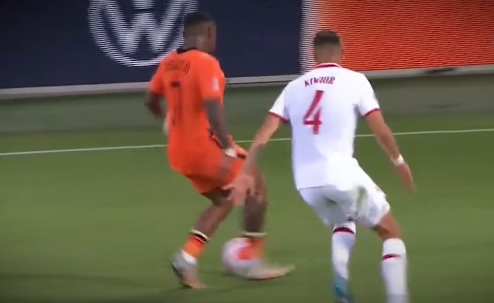 FUDBALER TOTENHEMA STIŽE U AJAKSU Tadić dobio ekstra saigrača u napadu