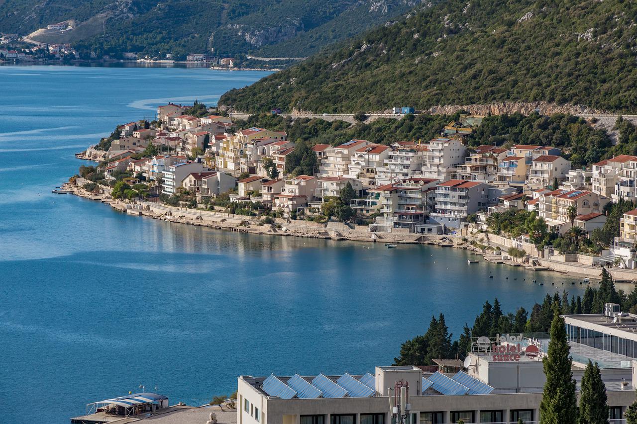 DA LI JE NA POMOLU AFERA? Korisnici vaučera objavljeni bez javnog poziva