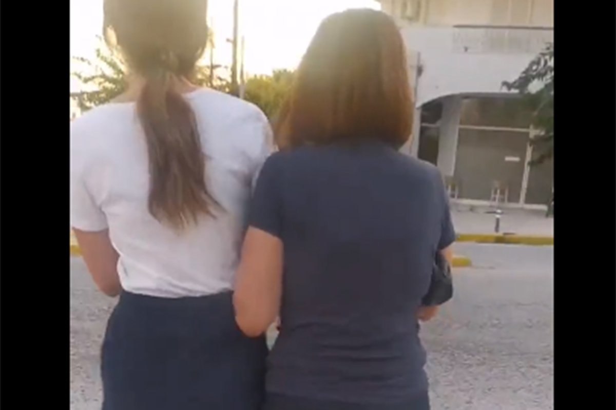 JEZIV SLUČAJ NA MORU U GRČKOJ Nepoznata žena napala djevojke iz Srbije, objavljen uznemirujući video