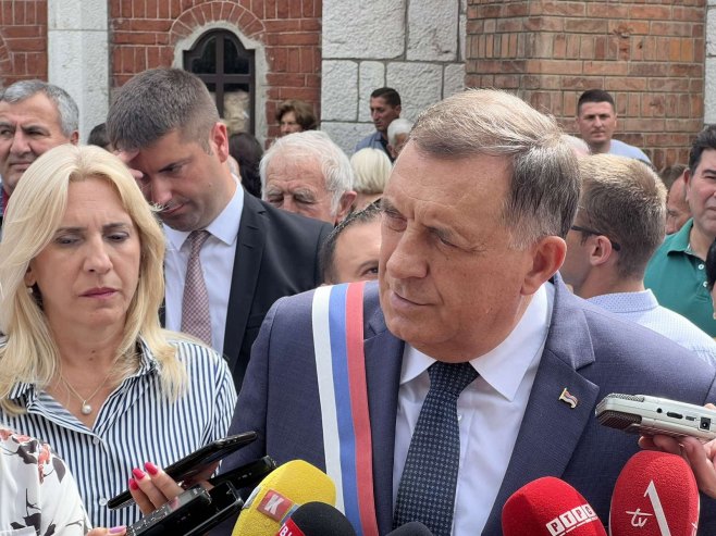 DODIK I CVIJANOVIĆEVA UBJEDLJIVO VODE U ODNOSU NA PROTIVKANDIDATE Ovo je istraživanje javnog mnjenja!