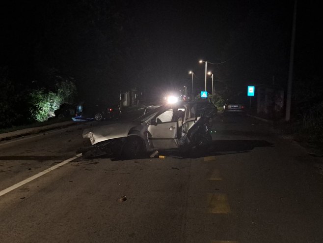 DETALJI STRAVIČNE NESREĆE KOD DOBOJA Poginuli braća Igor (26) i Nemanja (28) Šumatić, povrijeđeno još šest osoba u sudaru tri automobila