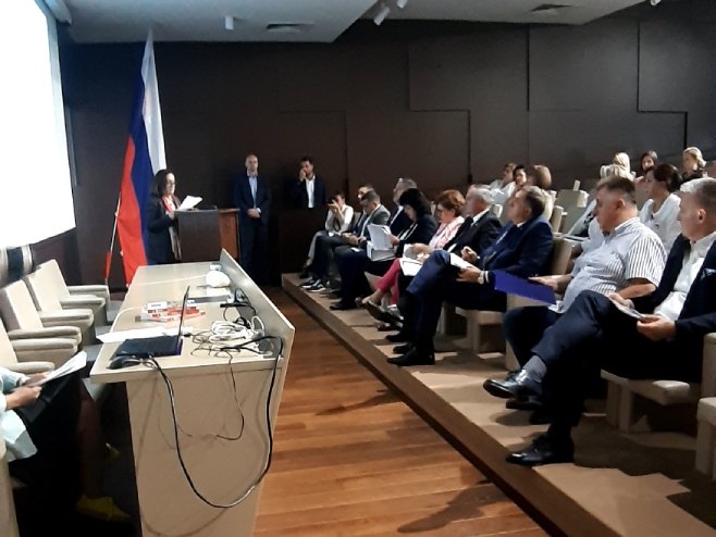 PRISUSTVOVAO I MILORAD DODIK Predstavljeno idejno rješenje projekta "Slatina"