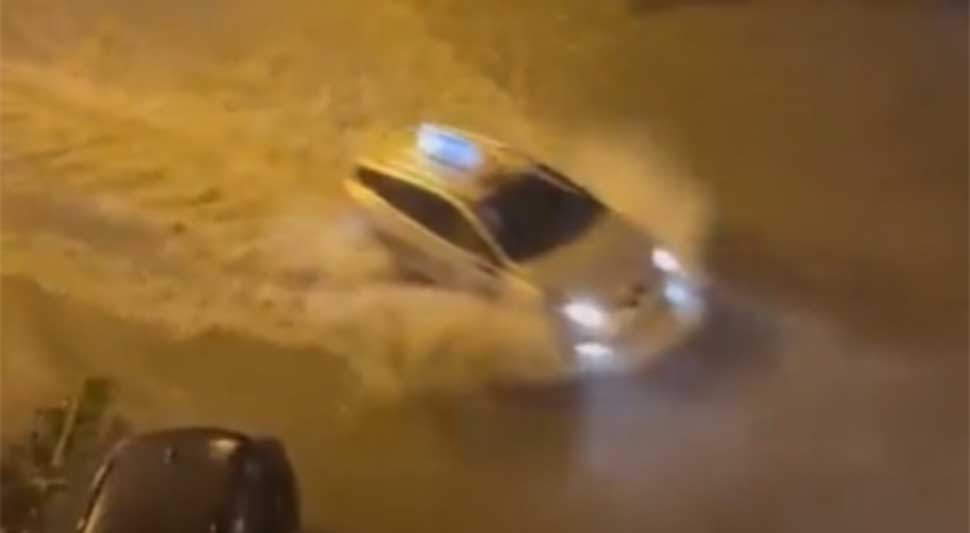 NOVI SAD POD VODOM Jako nevrijeme pogodilo centar Vojvodine (VIDEO)