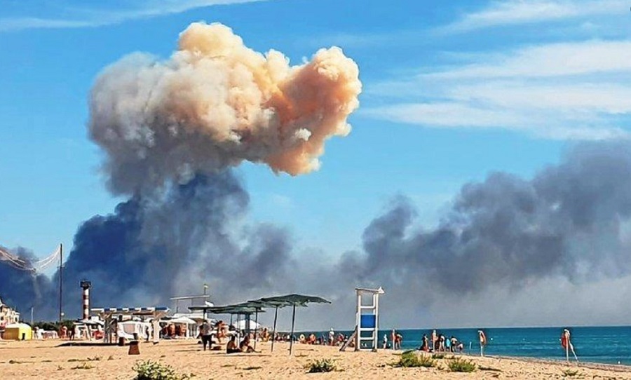ŠTA SE ZAISTA DESILO NA KRIMU? Spekuliše se da bi nakon ekplozije na aerodromu mogao eskalirati rat u Ukrajini