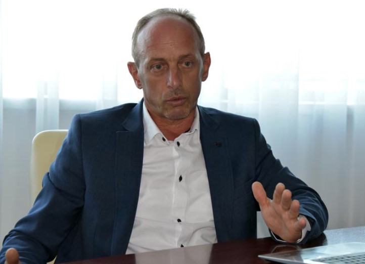KRAJIŠNIK O BLOKIRANJU STRATEŠKIH PROJEKATA U RS Džaferović i Komšić su neodgovorni, nanose štetu svim građanima BiH