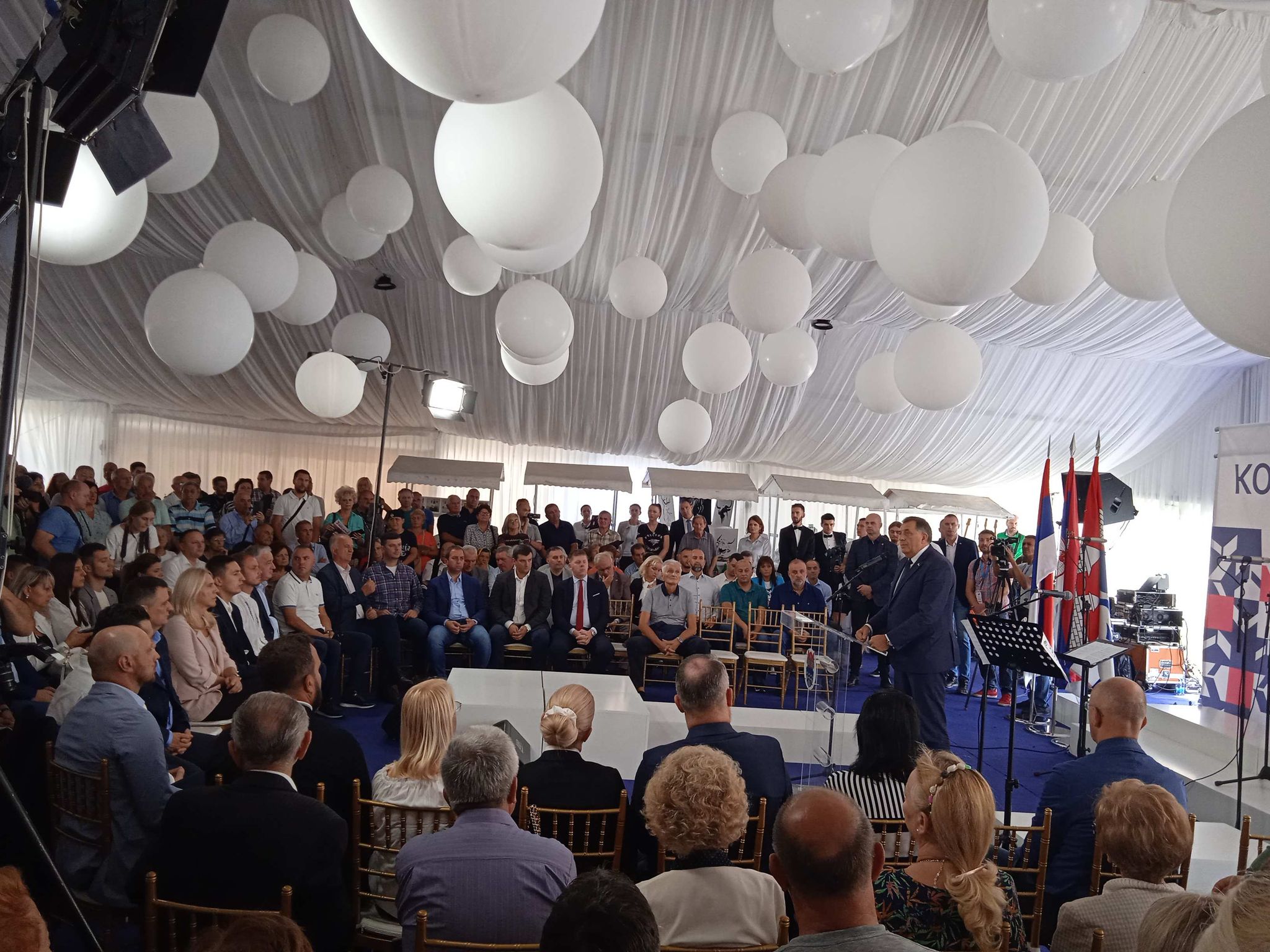 MILORAD DODIK PORUČIO IZ STRIČIĆA Republika Srpska ide ka svojoj nezavisnosti (FOTO/VIDEO)