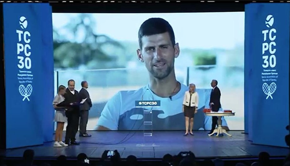 NOVAK ĐOKOVIĆ DOBITNIK ZLATNOG GRBA Raduje se skorom dolasku u Banjaluku i ima poruku za sve (VIDEO)