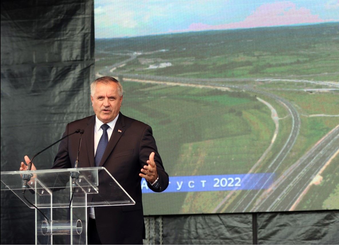 SRPSKA IMA 112 KILOMETARA AUTOPUTA Višković: Želimo da se brže razvijamo i gradimo, a ne da čekamo