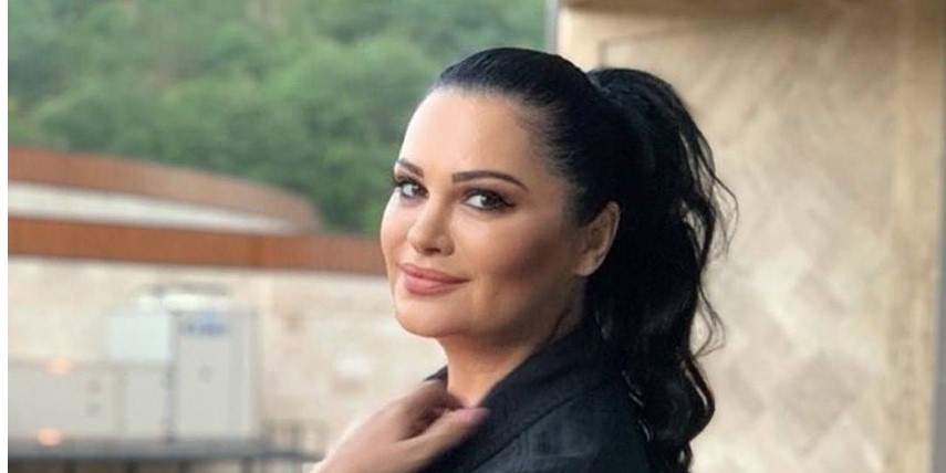KONAČNO OTKRIVENO KO JE MISTERIOZNI MILIJARDER Jana pokazala svekra i uputila mu prelijepu poruku (FOTO)