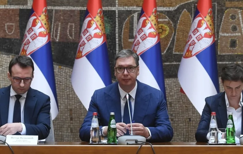 KFOR VJEŽBA SA ALBANCIMA MALTRETIRANJE SRPSKOG ŽIVLJA Vučić žestoko iz Beograda poručio: Šikaniranje Srba se ne smije dozvoliti