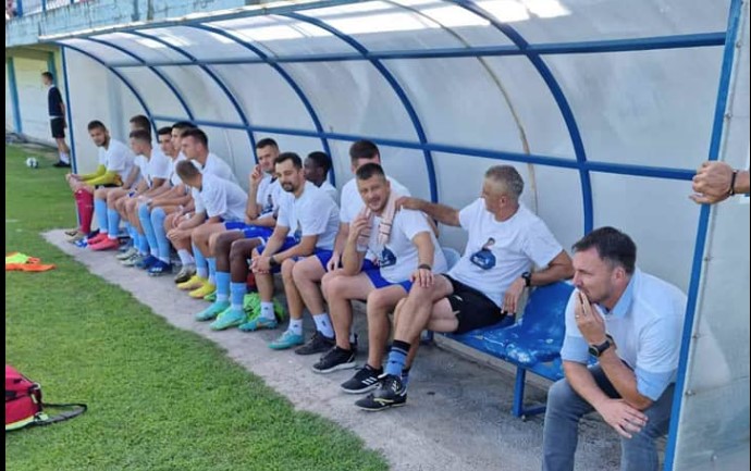 BRAVO, VODENA VILO! Fudbaleri GOŠK-a na meč u majicama s likom Lane Pudar (FOTO)