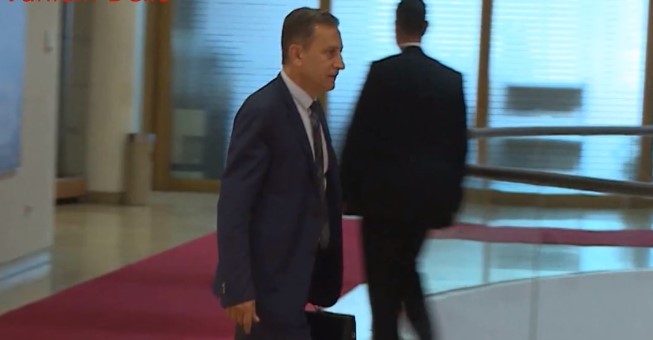 AFERA KOJA JE TRESLA BiH PADA U ZABORAV Mehmedagićevu spornu diplomu više niko i ne spominje
