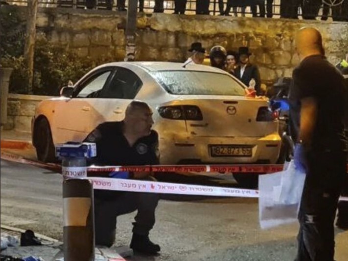 TERORISTIČKI NAPAD U JERUSALIMU Muškarac vatrenim oružjem pucao na autobus - povrijeđeno 8 osoba među kojima i beba