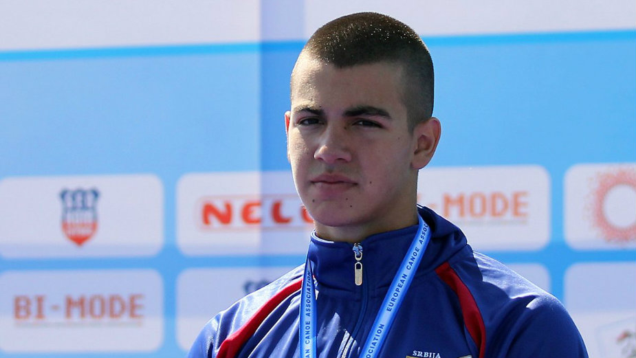 PET SEKUNDI SPORIJE OD VREMENA POBJEDNIKA Bojan Zdjelar šesti u Evropi na 1.000 metara
