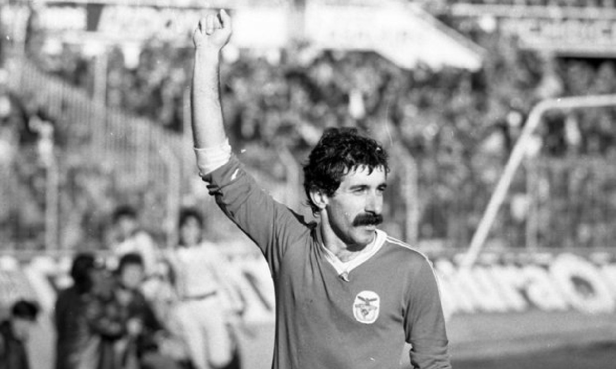 ODLAZAK FUDBALSKOG GENIJA Preminuo Fernando Šalana, legendarni reprezentativac Portugala (FOTO/VIDEO)