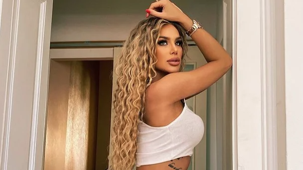 BEZ FILERA, NAVLAKA I ESTETSKIH ZAHVATA Ovako je Ivana Nikolić izgledala prije korekcija i "remonta" (FOTO)