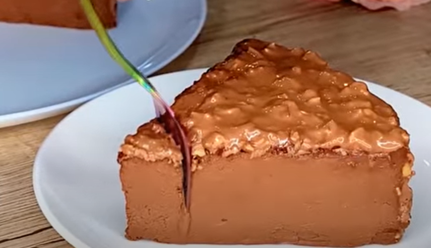 LEDENA ČOKOLADNA TORTA Najbrži i najlakši recept koji će vas raspametiti (VIDEO)