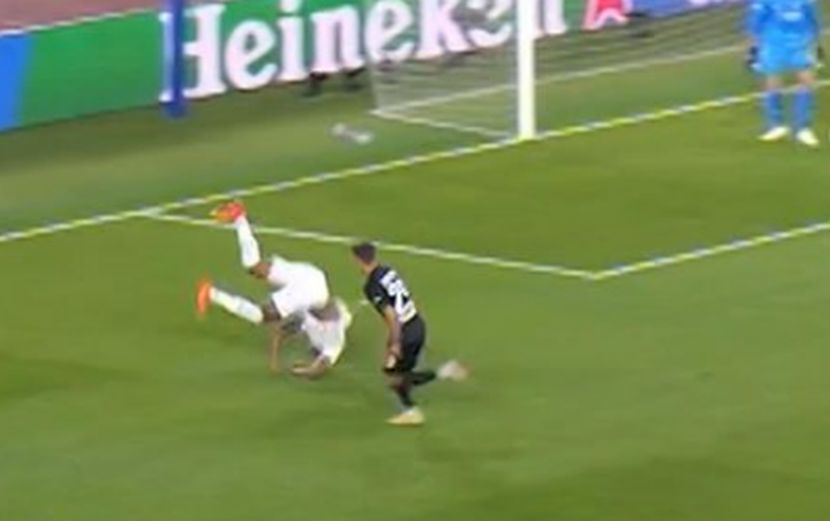ŠTOPER REAL MADRIDA SE SAPLEO I PAO U punom trku ustao na nevjerovatan način (VIDEO)