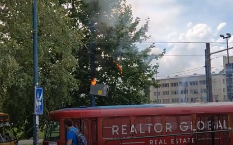 DRAMA U SARAJEVU Gorila napojna kutija na Željezničkoj stanici