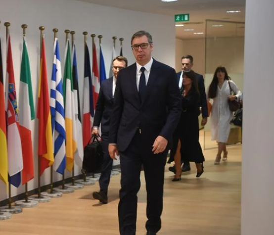 Vučić: Nadam se, iako uopšte ne verujem