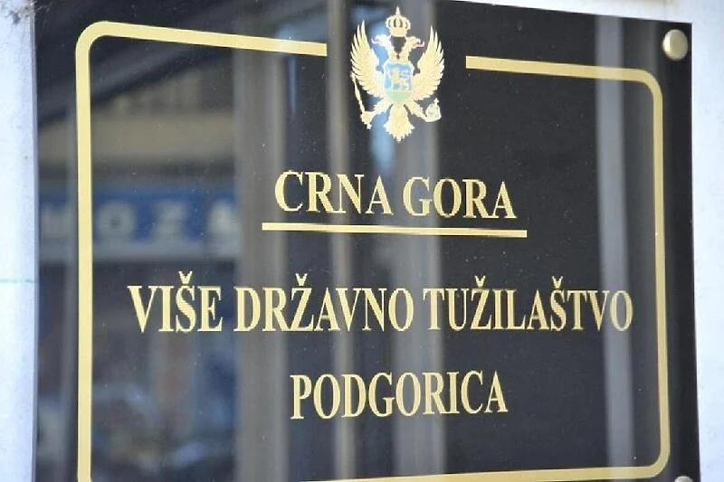 NENO KALUĐEROVIĆ TRENUTNO NA SASLUŠANJU Cetinjanin za koga se sumnja da je pucao u masovnog ubicu došao u Više državno tužilaštvoužilaštvo