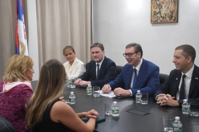 Vučić u Njujorku sa Klaudijom Teni: "Srdačan i otvoren razgovor"