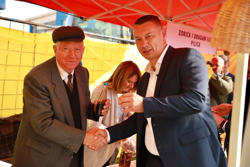 Nešić: DNS neće dozvoliti da naša plodna zemlja postane pusta, imamo plan za poljoprivrednike (FOTO)