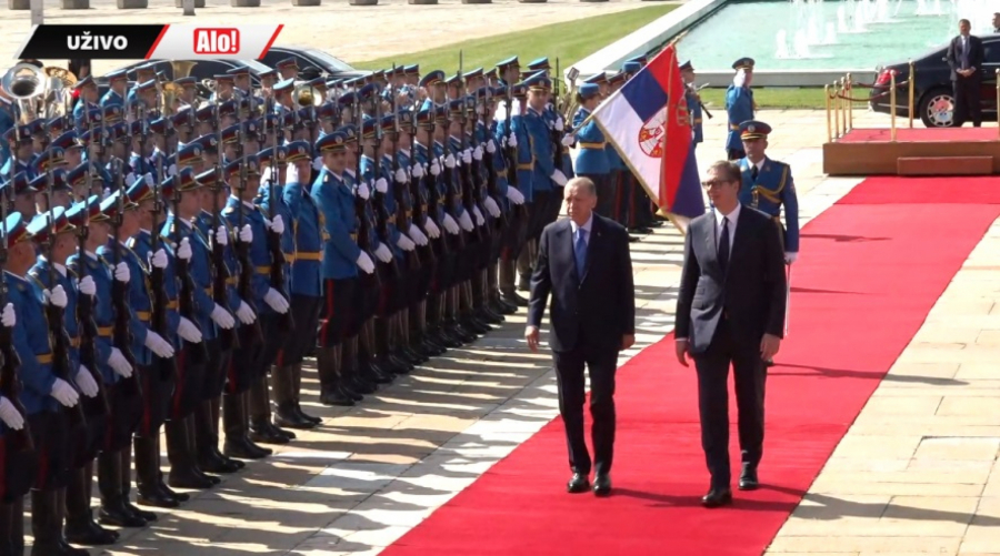 ERDOGAN U POSJETI BEOGRADU Dočekan uz najviše počasti ispred Palate Srbija, završen sastanak sa Vučićem (FOTO/VIDEO)