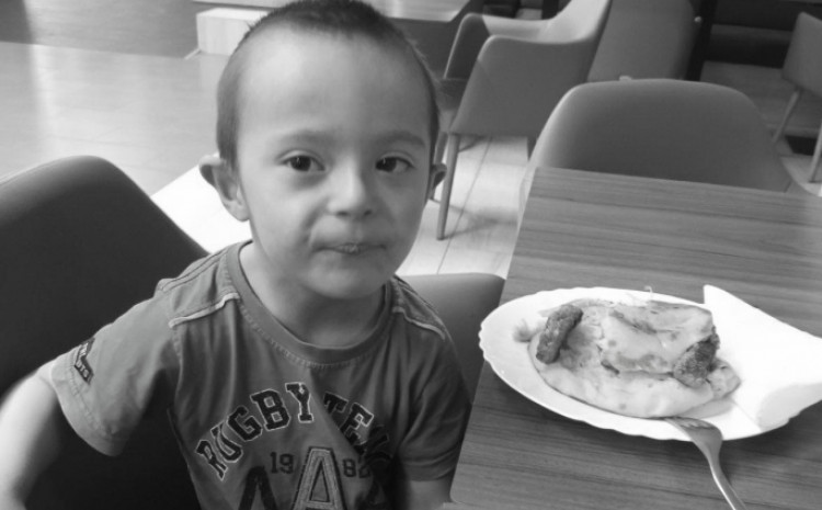 MALI MARKO (5) IZGUBIO NAJVEĆU BITKU Opaka bolest bila jača od dječaka