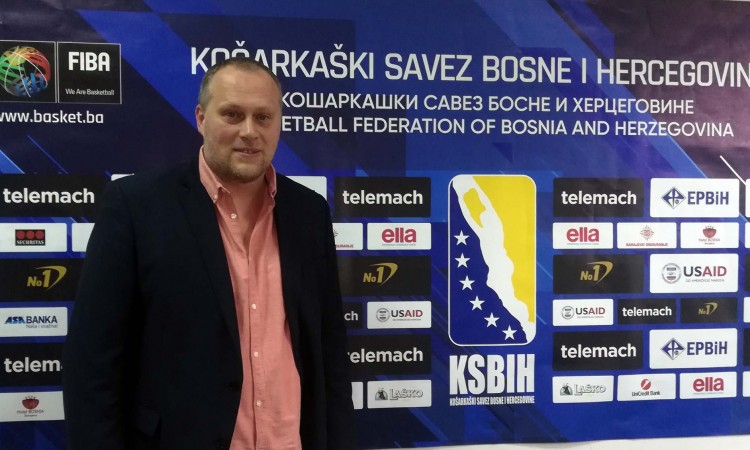 KOŠARKAŠI NA EVROPSKOM PRVENSTVU SLAVILI UZ RATNU ZASTAVU BIH Skandal uznemirio javnost, za Aloonline se oglasio generalni sekretar reprezentacije (FOTO)