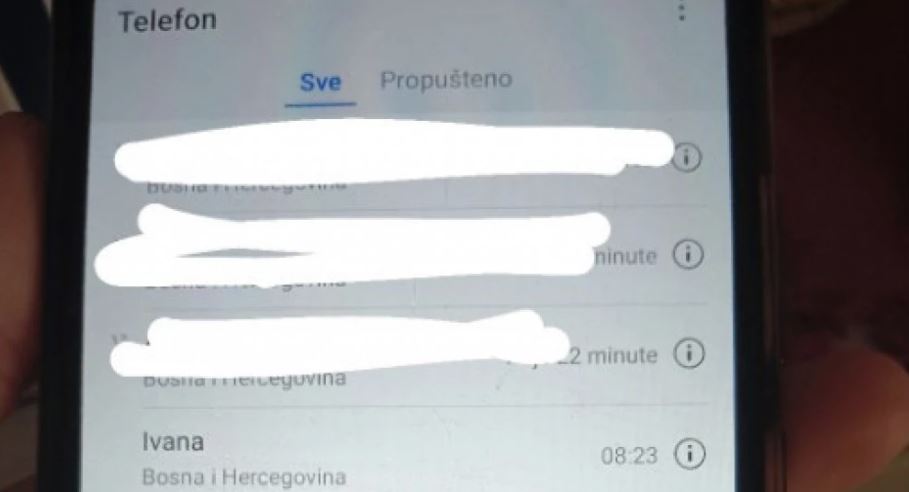 KAKO STE MEMORISANI KOD RODITELJA U TELEFONU? Ivana je svojom fotografijom nasmijala region do suza