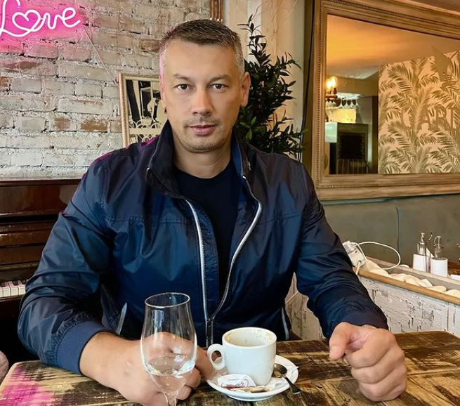 MINISTAR "IZLAZI" NA NOVI TEREN Nešić umjesto Tegeltije u Upravnom odboru Borca