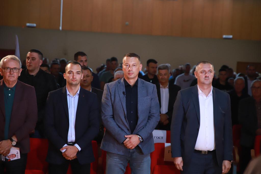 Nešić: "Krov za Srpsku" je plan DNS-a da izgradimo 1.000 stanova za mlade bračne parove